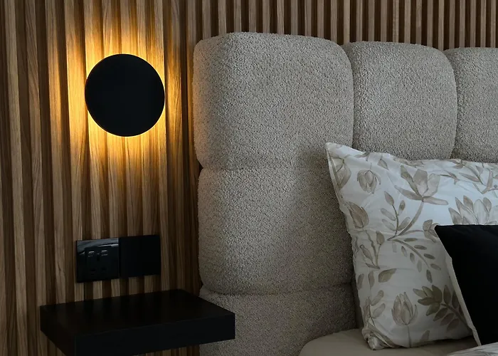 Sea View Near The Lejlighed Paphos