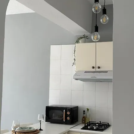 Sea View Near The דירה