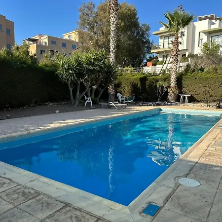 Sea View Near The * פאפוס